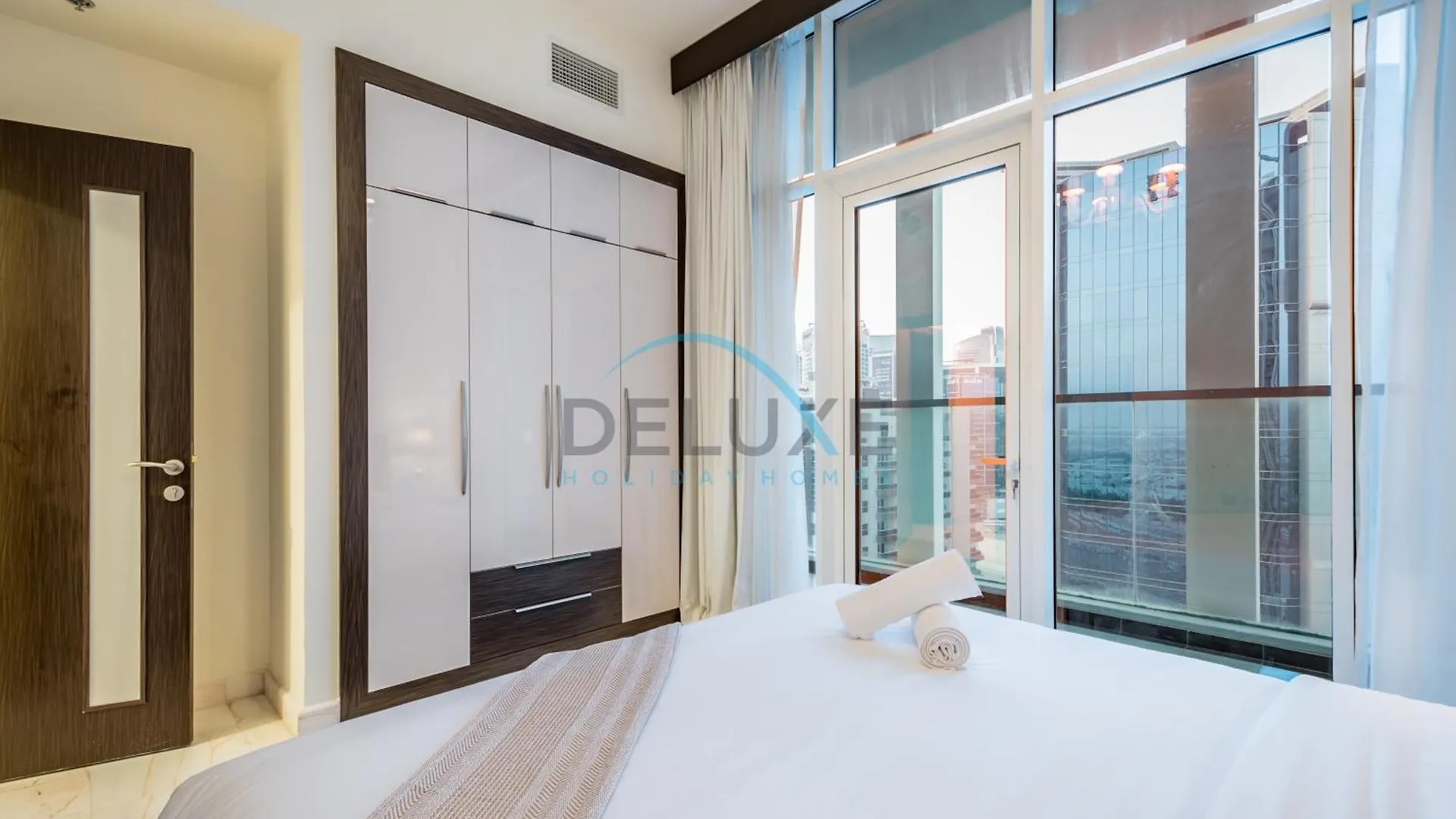 Upscale 3Br Apartment In Bayz Tower, Business Bay By Deluxe Holiday Homes Dubai
