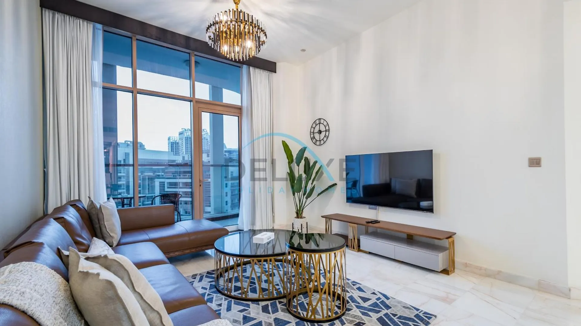 Upscale 3Br Apartment In Bayz Tower, Business Bay By Deluxe Holiday Homes Dubai