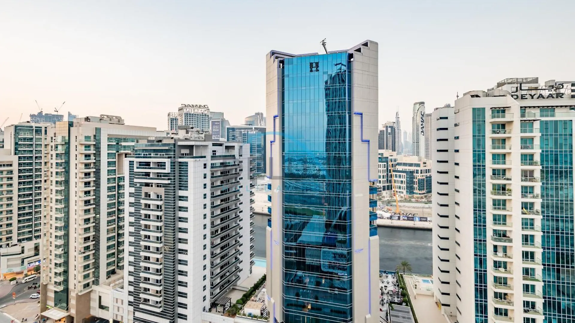 Upscale 3Br Apartment In Bayz Tower, Business Bay By Deluxe Holiday Homes Dubai United Arab Emirates